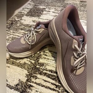 Like New Dansko Sneakers